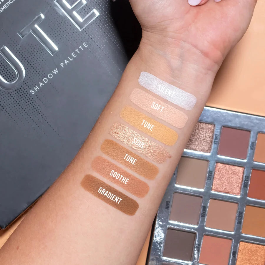 Bperfect Muted Eyeshadow Palette | Highly Pigmented Neutral & Earthy Shades
