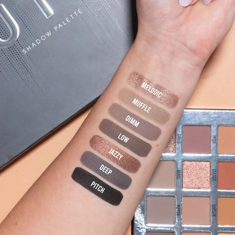 Bperfect Muted Eyeshadow Palette | Highly Pigmented Neutral & Earthy Shades