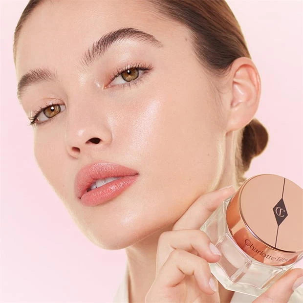 Charlotte Tilbury Charlotte's Magic Cream - Hydrating & Plumping Face Moisturizer